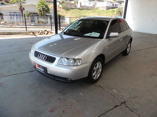 Audi A3 1.8 Ano 2003 Completo