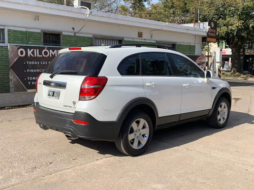 Imagen 5 de 9 de Chevrolet Captiva 2.4 Ls 167cv 2016