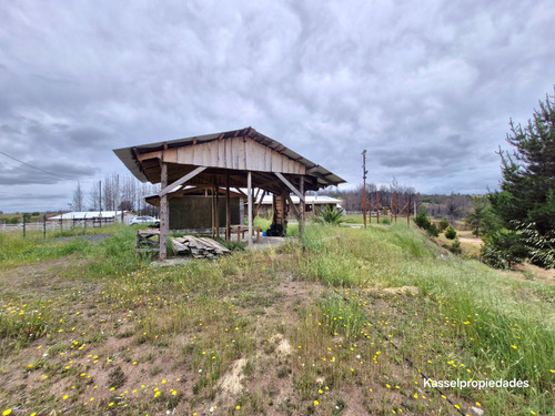 Se Vende Parcela Con Casa En Yumbel