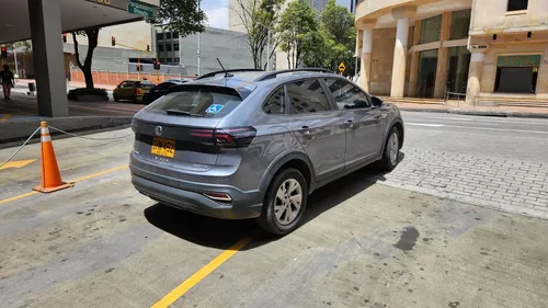 Volkswagen Nivus 1.0t Highline At