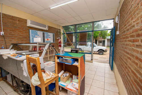 Imagen 10 de 23 de En Venta 2 Locales Comerciales Y 3 Duplex.