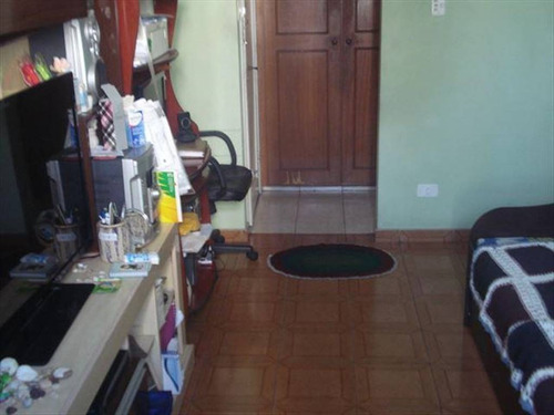Imagem 17 de 25 de Apartamento Amplo Na Avenida Presidente Wilson Perto Da Praia Da Faculdade Fortec E Do Emrcado Extra E Tambem De Ponto De Onibus E Lotacao - Hm696