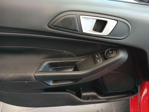 Ford Fiesta 1.6 TI-VCT FLEX SE MANUAL