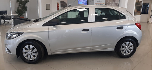 Imagen 5 de 20 de Chevrolet Onix 1.4 Joy 5 Puertas Base 2023