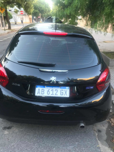Peugeot 208 1.6 Feline 2017
