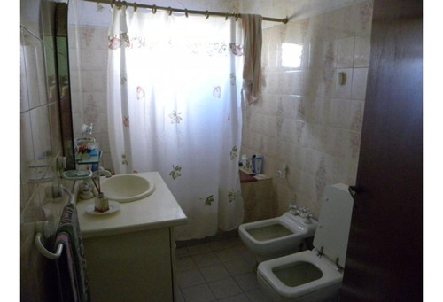 Imagen 13 de 14 de Casa En Lavezzari Al 150