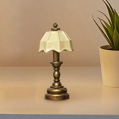 Lámpara De Mesa Para Casa De Muñecas A Escala 1:12 Beige