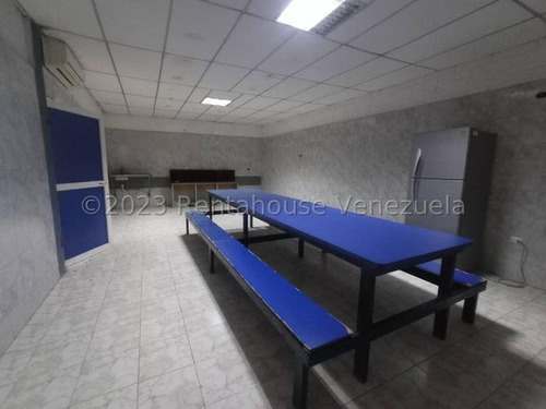 Vgalpon En Venta En La Floresta Guacara Mm Carabobo Listo Para Emprender Cuenta Con Planta Electrica Y Tanque Subterraneo
