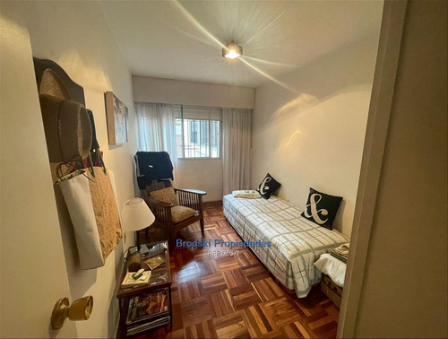 Imagen 15 de 17 de Venta Apartamento En Punta Carretas A Pasos Del Mar Cw176371
