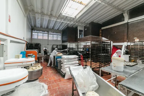Bodega En Venta En Comuneros. Cod V1038523
