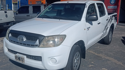 Toyota Hilux 2.5 Dx Pack Cab Doble 4x4 (2009)