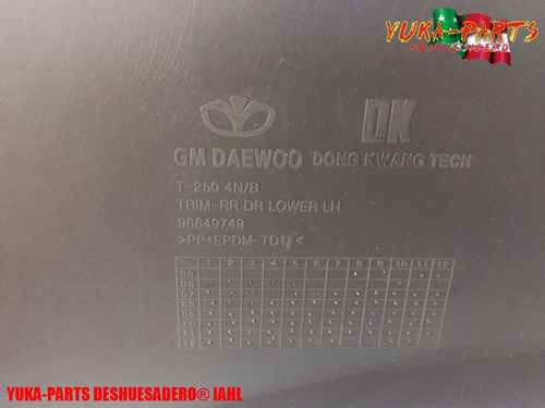 9209 Carton Puerta Trasera Izq Chevrolet Aveo 96649749 (Usado)