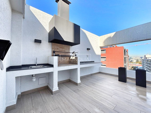 Departamento En Venta De 2 Dorm. En Las Condes