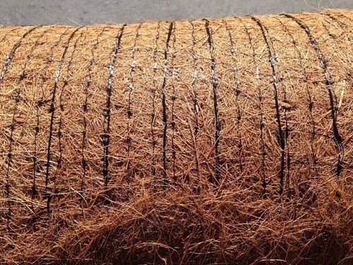 Imagen 3 de 7 de Biomanto Geotextil Fibra Coco Control Erosión. Rollo 50m2