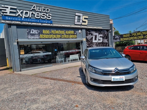 Imagen 4 de 16 de Citroën C4 Lounge 2019 1.6 Hdi 115 Feel Pack