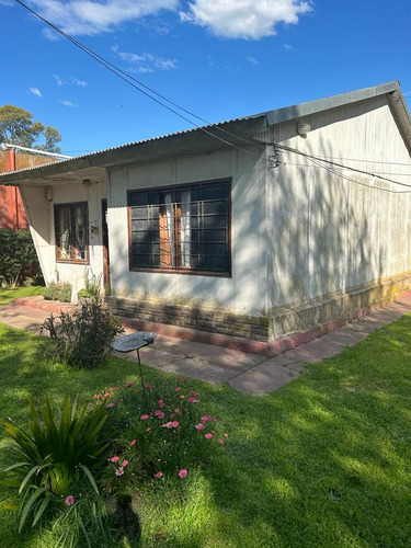 Casa En Venta A Metros De La Laguna