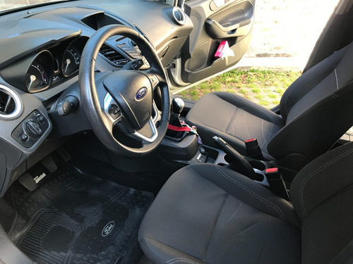 Imagen 9 de 11 de Ford Fiesta 1.6 Se 120cv