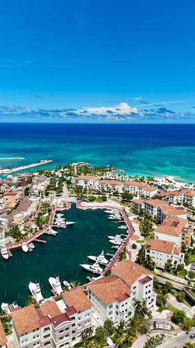 Villa Tropical En Veinte, Cap Cana, República Dominicana.