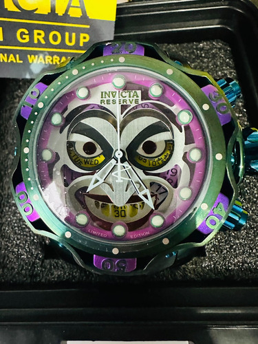 Reloj Invicta Edición Joker Dc Fullset Para Hombre Negro Verde Oscuro Morado/blanco