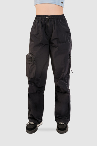 Pantalón Cargo Parachute Larry - Negro