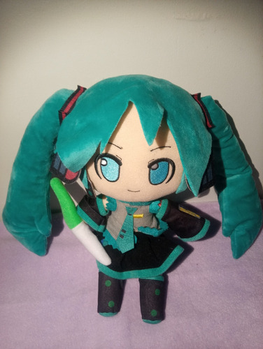 Peluche Miku Hadsune 28 Cm