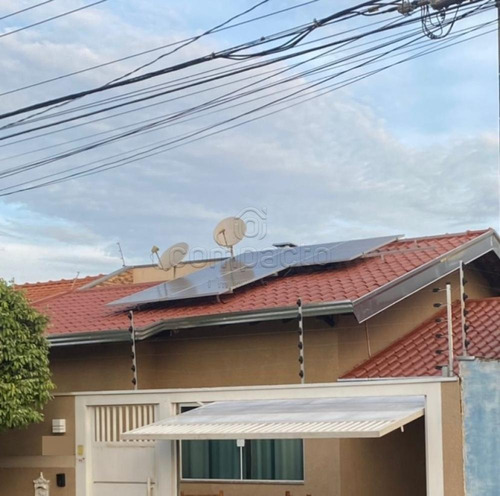 Imagem 1 de 10 de Casas - Ref: V16234