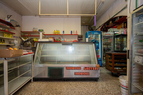 Local Comercial - Caseros