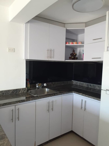 Imagen 8 de 15 de Townhouse En Higuerote Via Carenero