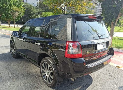 Land Rover Freelander 2