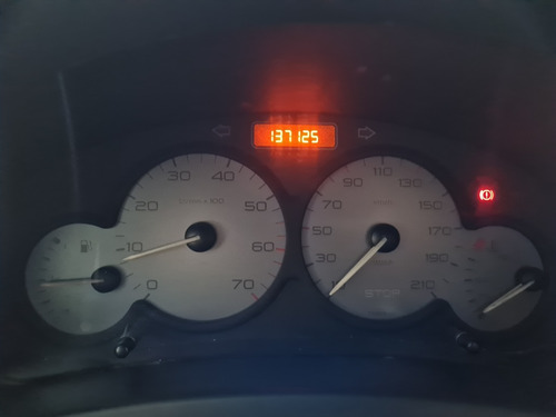 Peugeot Partner 1.6hdi Confort 1plc Furgon 5asc 2011