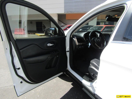Jeep Cherokee Longitude At 3200