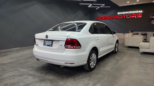 Volkswagen Vento 1.6 Comfortline At