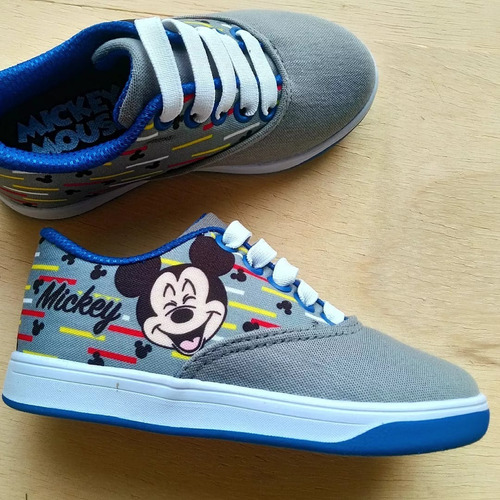 Imagem 5 de 5 de Tênis Infantil Disney Personagens Mickey Minnie Princesas