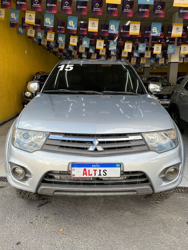 Imagem 5 de 11 de Mitsubishi L200 2015 3.2 Triton Hpe Cab. Dupla 4x4 Aut. 4p