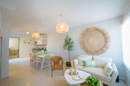 Casa En Venta Punta Mixe, León, Gto Modelo Malli