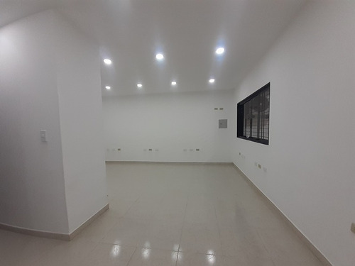 Imagen 11 de 21 de Belklia G /vende Galpon En Santa Rosa Valencia (gabrivs)