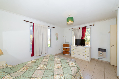 Imagen 9 de 30 de Venta Casa 4 Amb Con Amplio Parque En San Miguel