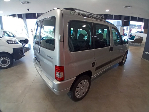 Imagen 17 de 25 de Citroën Berlingo 1.6 Xtr Hdi 92cv - Avec Citroën