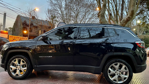 Imagen 14 de 25 de Jeep Compass Longitud