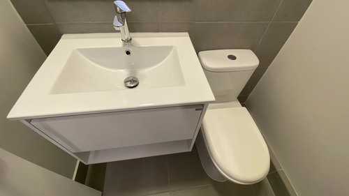 Oficina Bcenter Consistorial  Incluye   Est Y Bod Sub