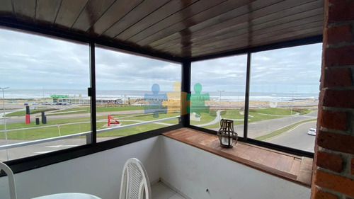 Buscas Una Amplia Planta Y Una Hermosa Vista Al Mar ? - Ref : Eqp7226