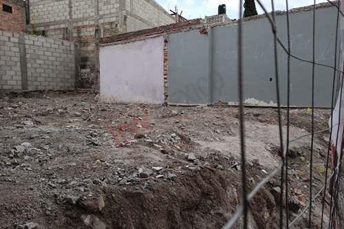 Imagen 10 de 12 de Frente A Escuela Fuentes Y Bravo. Colonia Madero. Centro De Pachuca.