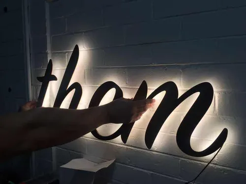 Letreiro Letra Caixa Pvc Personalizado Iluminado Atrás | Parcelamento sem  juros