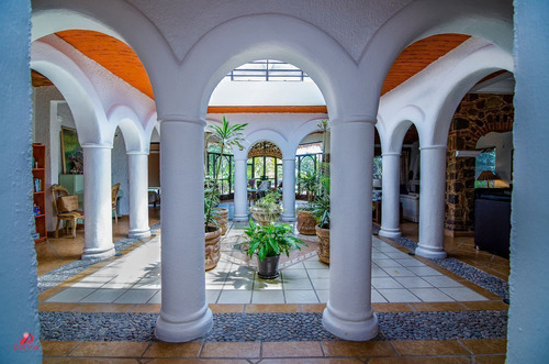 Garden House En Venta En Ajijic, Jalisco.