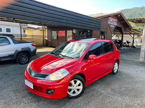 Nissan Tiida Sedan 1.8 Flex Aut. 4p