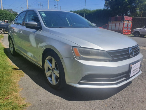 Imagen 3 de 13 de Volkswagen Jetta Mk6 2015 Se Gli