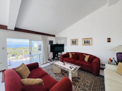 Venta Penthouse De 3 Dormitorios Con Vista A Playa Mansa Punta Del Este