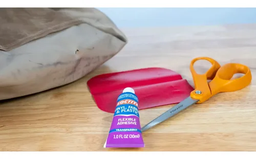 Tubo Adhesivo Para Reparar Vinilos Y Plasticos
