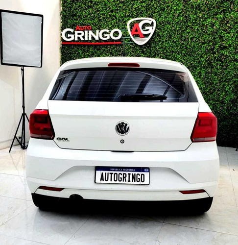 Imagen 3 de 17 de Volkswagen Gol Trend 2016 1.6 Highline 101cv