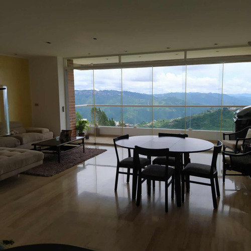 Estupendo Apartamento En Venta Edificio Habitart Urbanizacion Loma Linda, La Lagunita El Hatillo Caracas. Cf